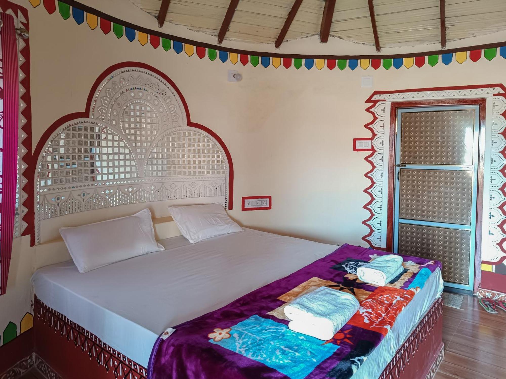 Dholavira Village Resort Exterior photo